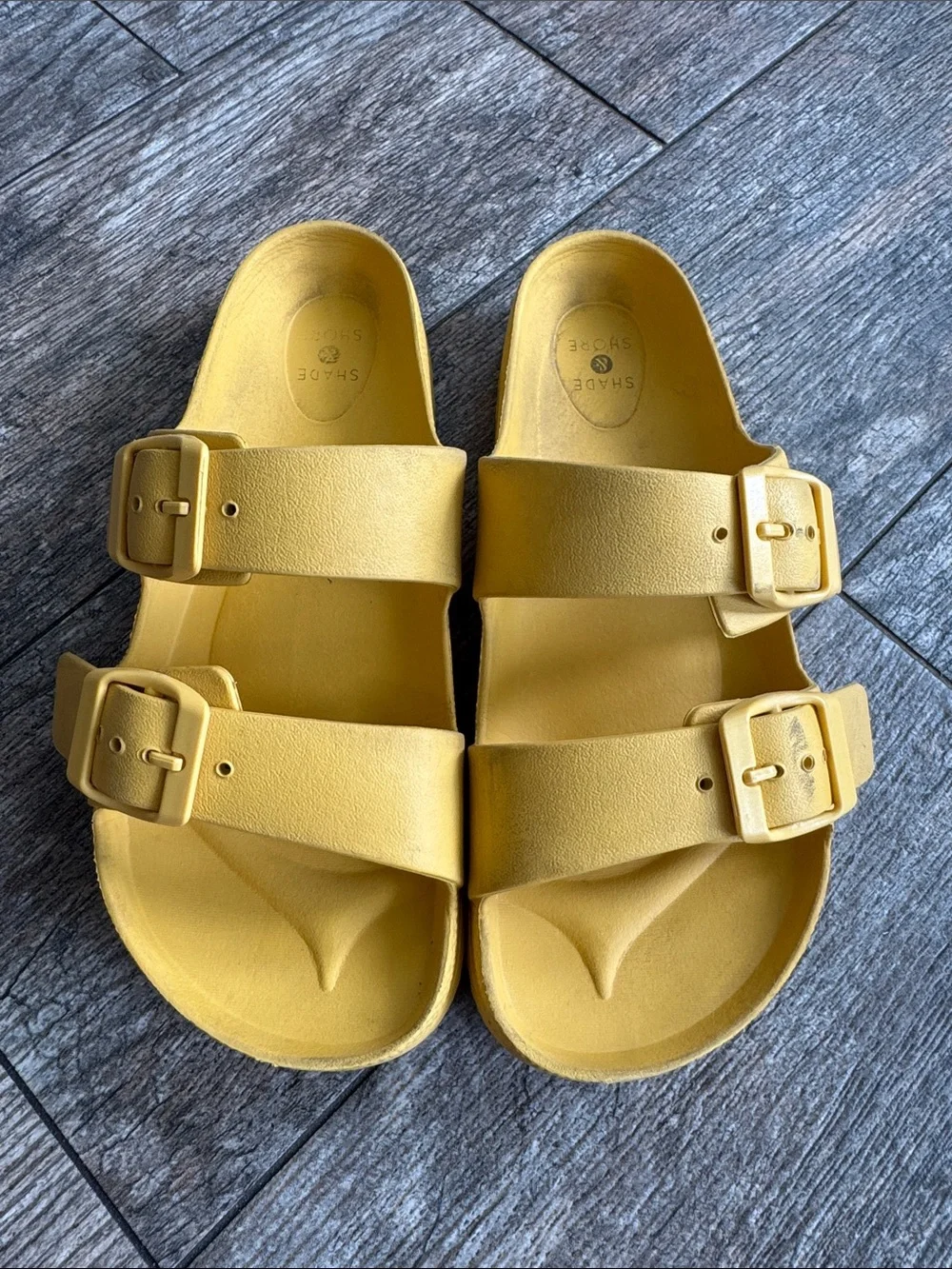 Shade & Shore Kids Yellow Double Buckle Slide Sandals